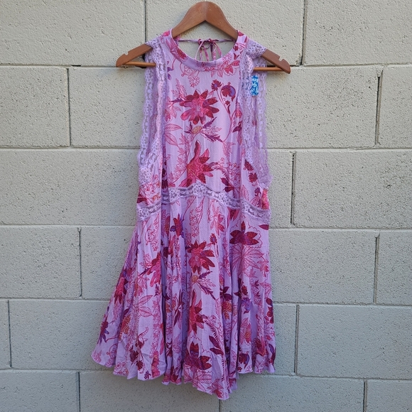 Free People | She Moves Floral Tunic Dress NEW - Picture 2 of 13